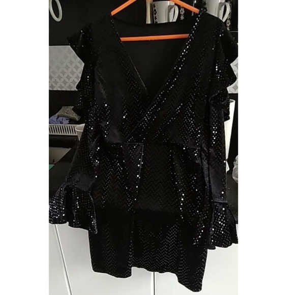 Black Ruffle Sequin Mini Dress - Picture 5 of 6